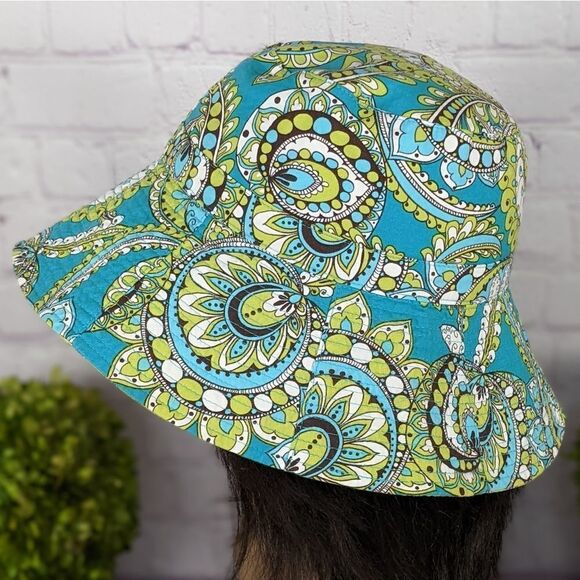 Vera Bradley Reversible Paisley Peacock Pattern Bucket Hat Sun Hat